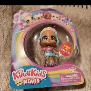 Kindi Kids Minis Pearline Doll - Colorful Fun